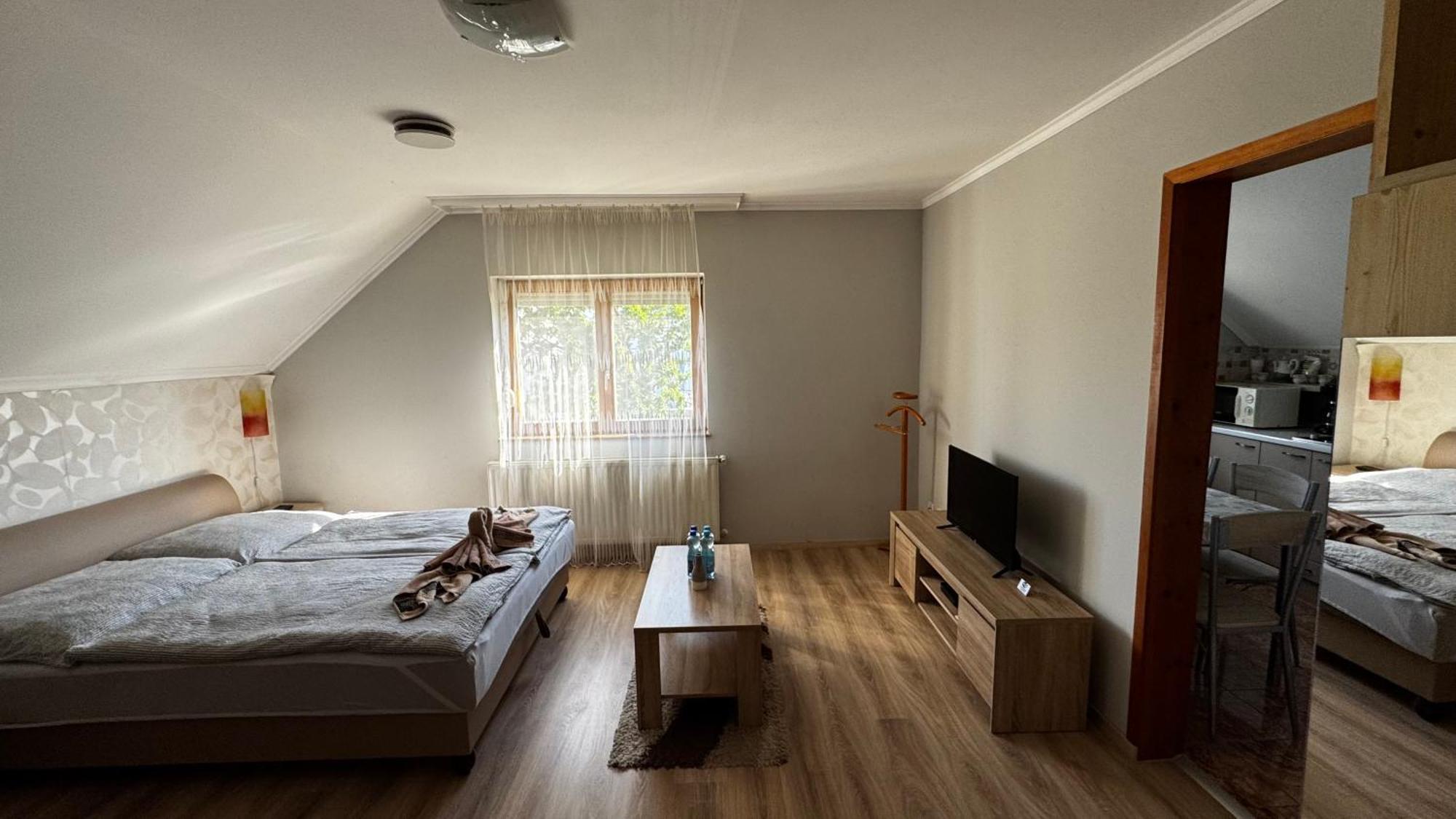 Hajdúszoboszló Berta Panzio B&B 외부 사진